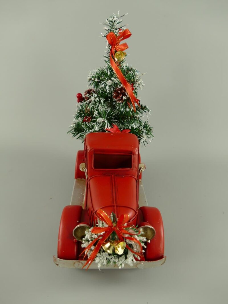 Roter Pickup mit Weihnachtsbaum, Deko 4