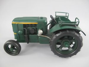 Blechmodell Trecker Schlepper Traktor grün Retro ca. 24 cm