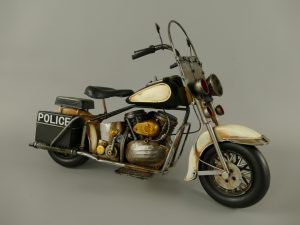 Police Motorrad, ähnlichkeiten mit einer Harley, nach original Vorlagen und ein wenig Fantasie