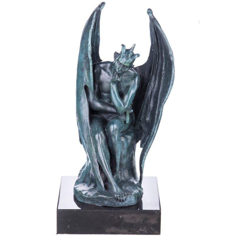 Bronze Skulptur Teufel, Luzifer, sitzend mit grüner Patina H. ca.34 cm