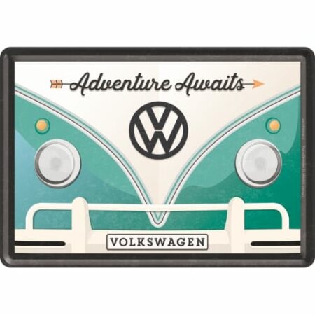 lizenzierte Blechpostkarte VW T1 Bus Adventure Awaits 14 x 10 cm