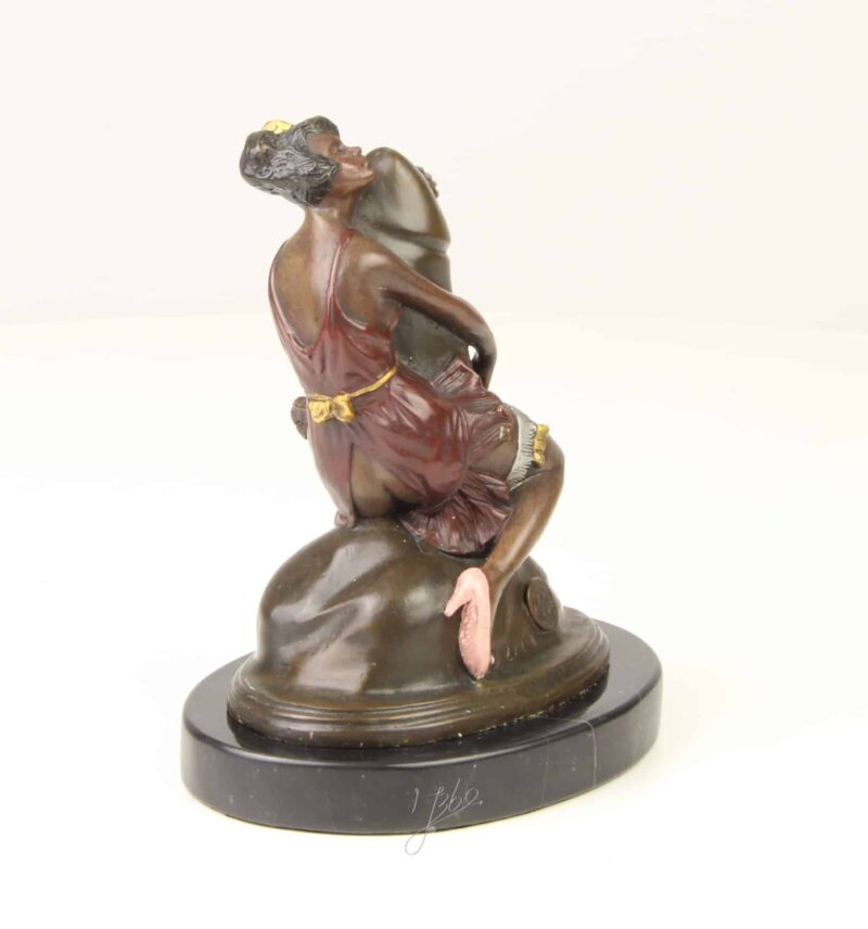 ART Déco Bruno Zach Bronze einer Frau die einen Phallus umarmt H 17,7 cm